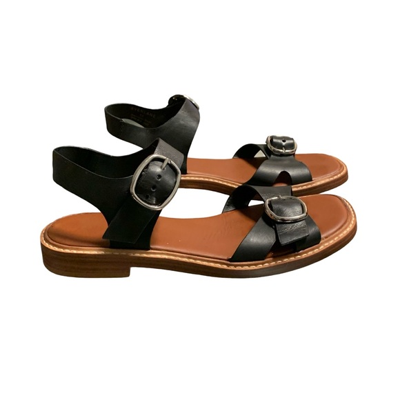 Everlane Shoes - Everlane the twin buckle sandals